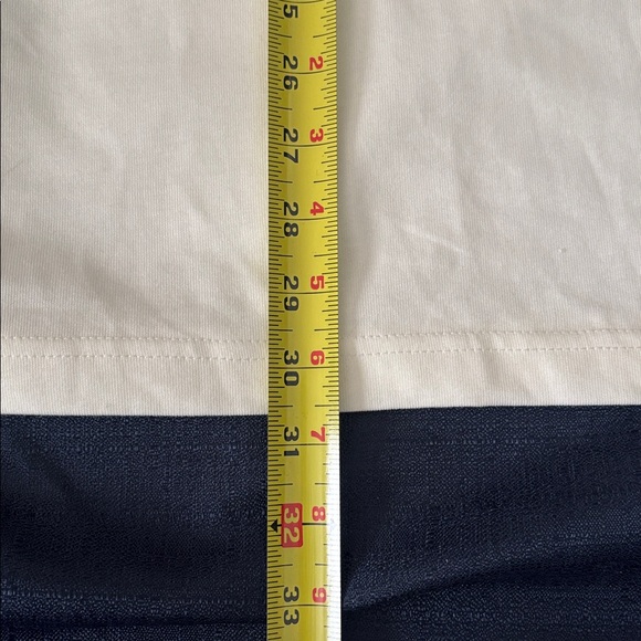 Jordan Off-White Tee with Red Emblem - Picture 4 of 8